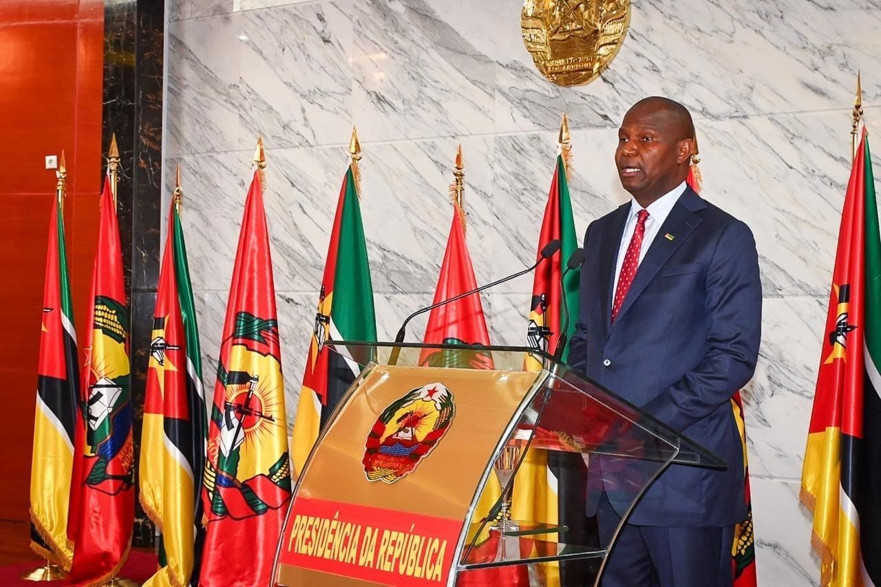 Chapo's first corruption scandal