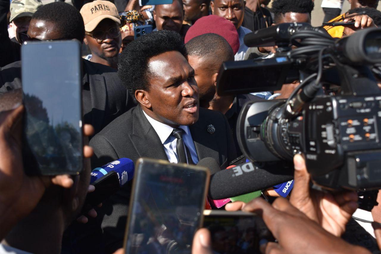 Anamola needs to be bigger than Venancio