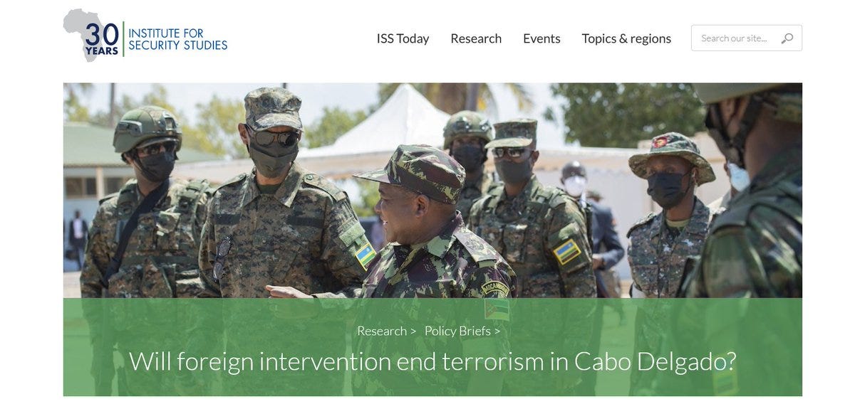 17 killed in road accident in Manhiça; Defence forces accused of robbing houses in unoccupied villages