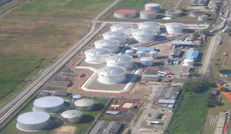 Zimbabwe stateowned oil company planning new fuel terminal at Beira Zitamar